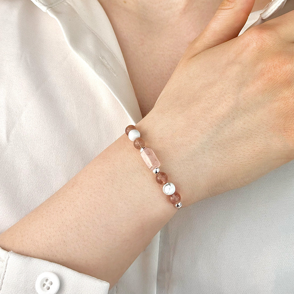 Bracelet made of natural Howlite, Quartz, Rose Quartz, and Strawberry Quartz beads