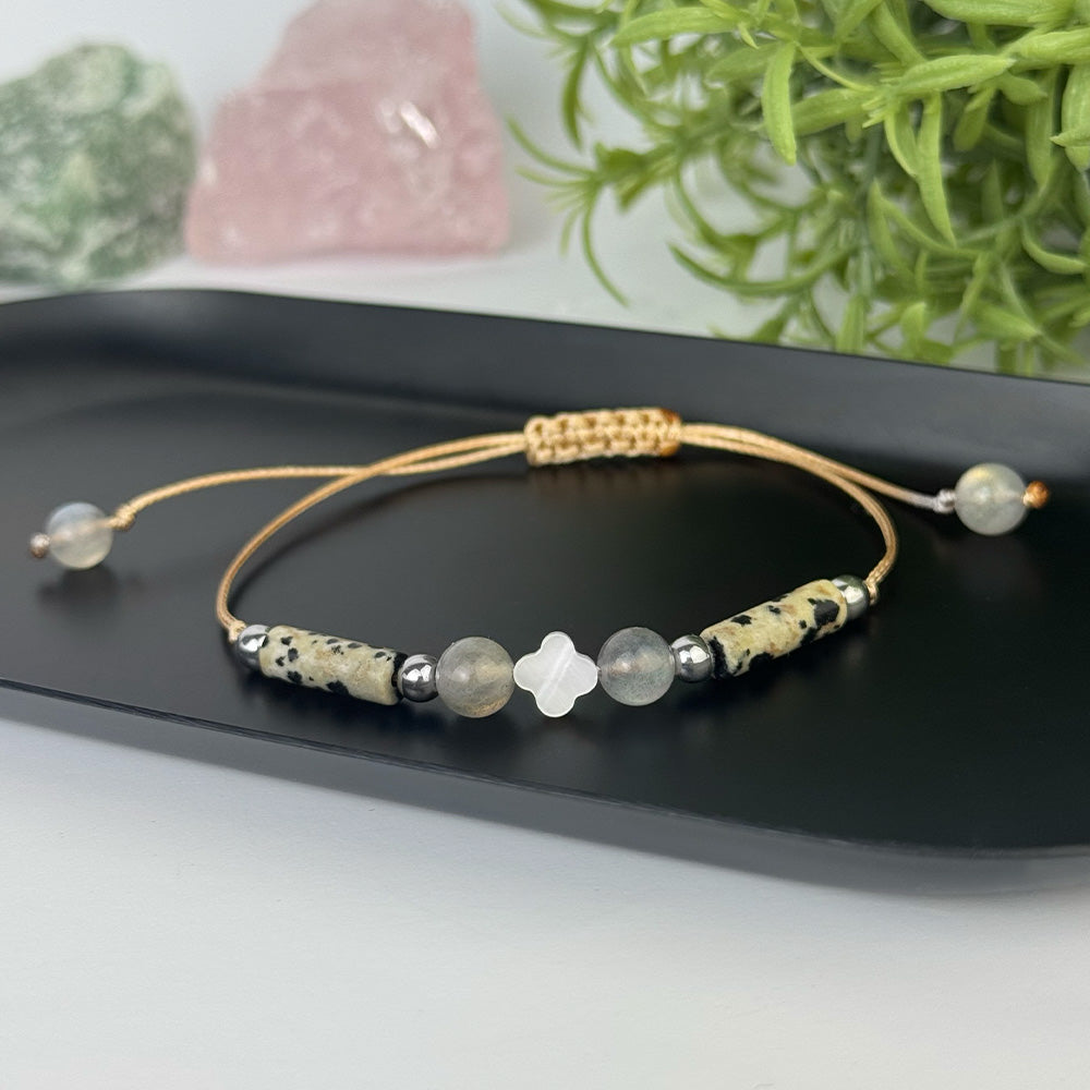 Bracelet made of Pearl, Dalmatian Jasper and Labradorite stones for women