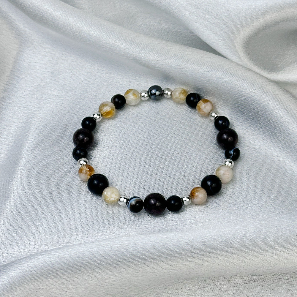 Bracelet made of natural Garnet, Agate, and Citrine stones on elastic thread