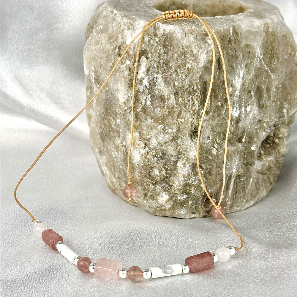 Necklace made of natural Howlite, Quartz, Rose Quartz, and Strawberry Quartz beads